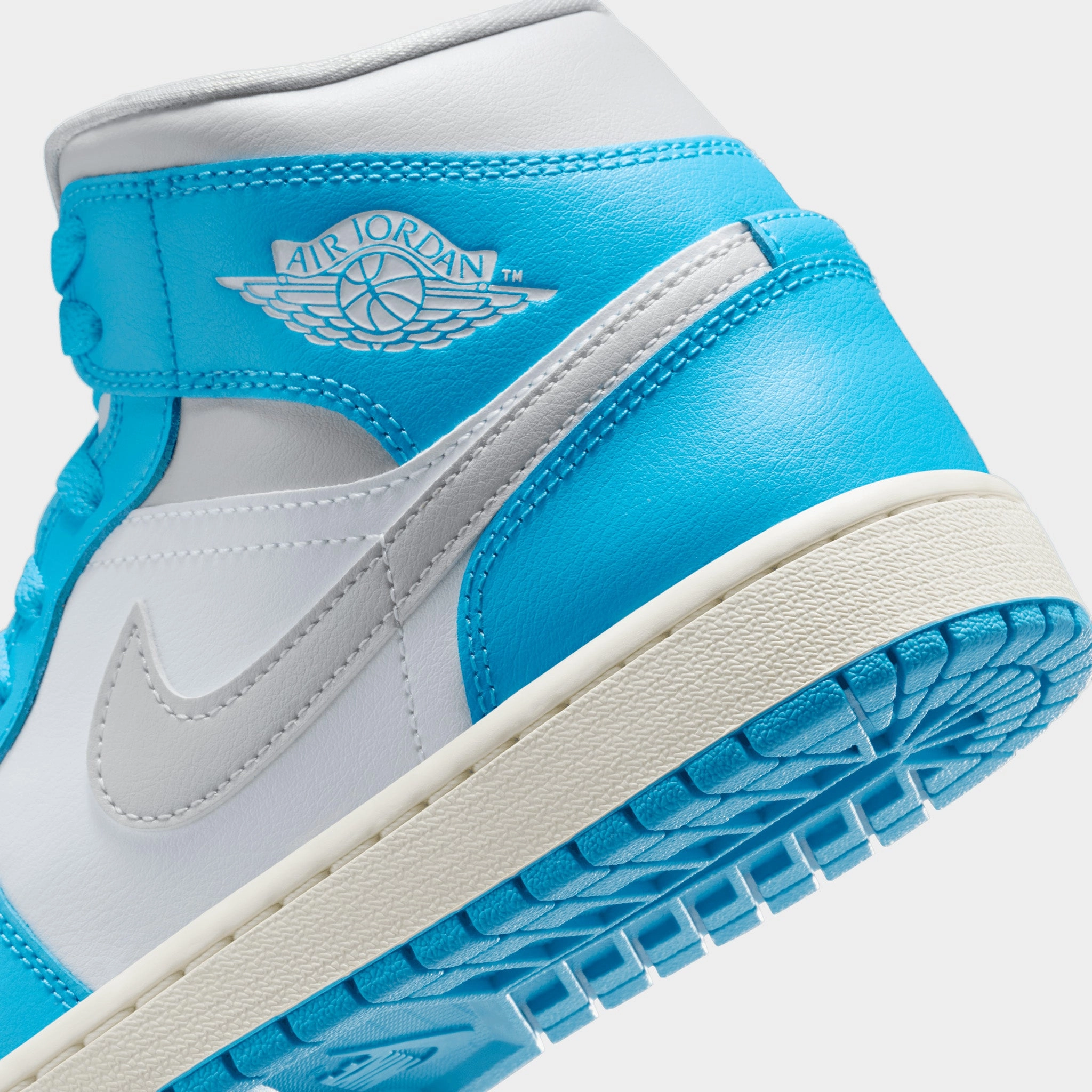 Jordan Women's 1 Mid Dark Powder Blue / Neutral Grey - White